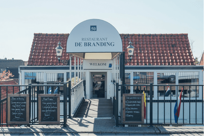 restaurant-de-branding-tourist-shop-yerseke