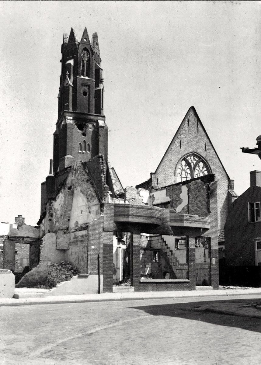 kerk verwoest door oorlogsgeweld
